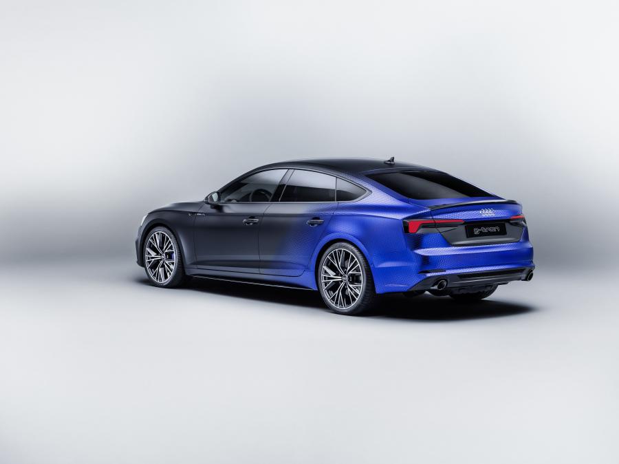  Audi A5 Sportback g-tron Show Car 2017 года  (фото 5 из 14)